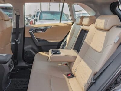 2025 Toyota Rav 4 Limited 2.5L AT Hybrid (Black)