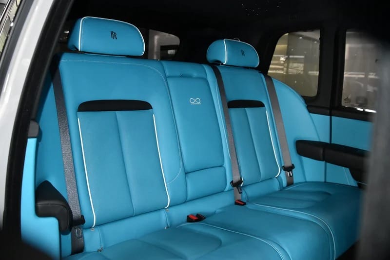 2023 Rolls-Royce Cullinan Black Badge AGMC - Dealership