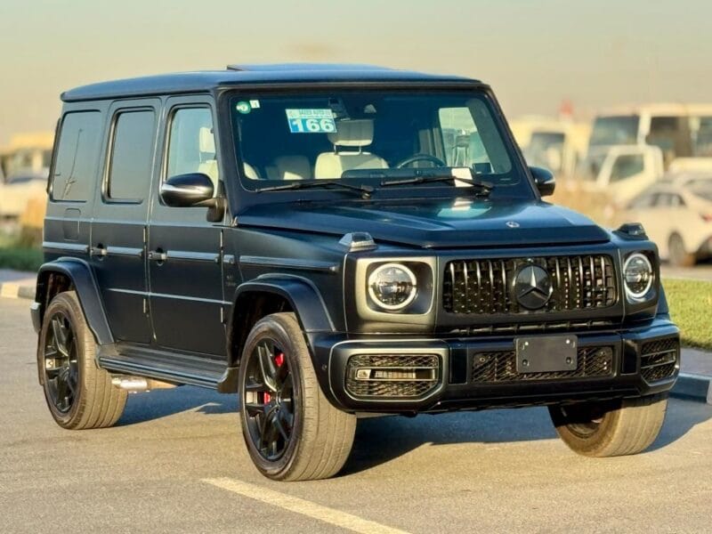 MERCEDES-BENZ G 63 AMG BLACK-WHITE 2022 A/T Petrol