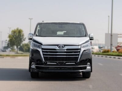 2025 Toyota Granvia 3.5L Premium AT Petrol