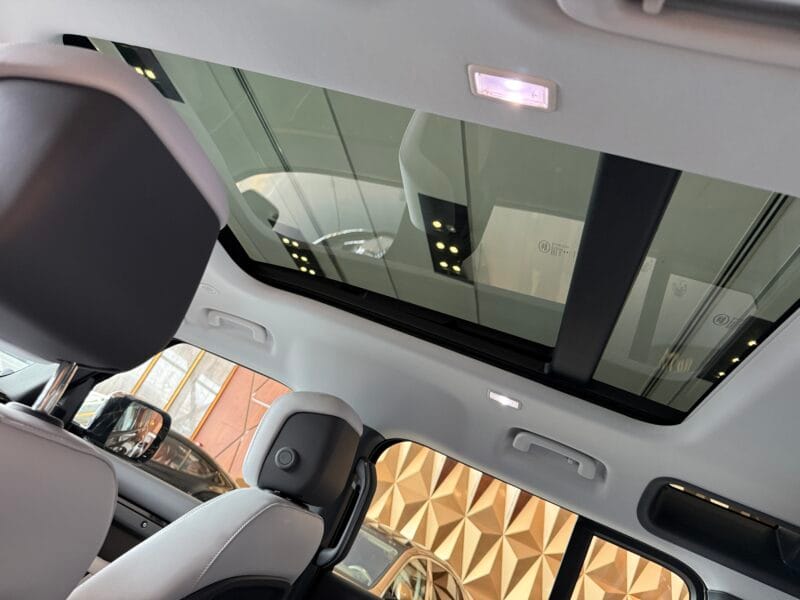 2025 Land Rover Defender P400 110 HSE 3.0L V6 Turbocharged Engine