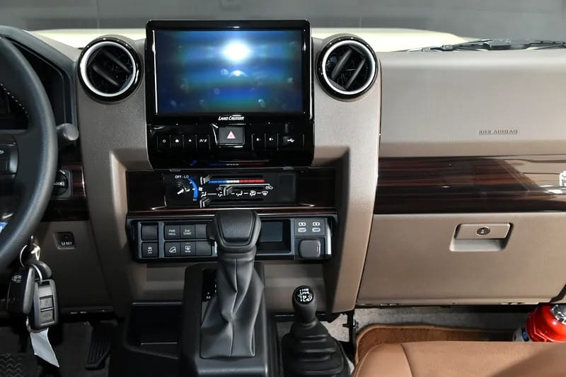 2025 Toyota Land Cruiser 71 Other