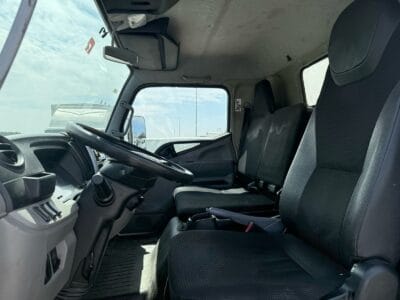 2019, Mitsubishi Canter, Water Shutter, 18 FT Truck Manual