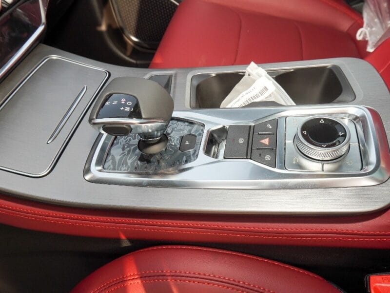 2025 JETOUR X70 PLUS COMFORT 1.5L Turbocharged Black