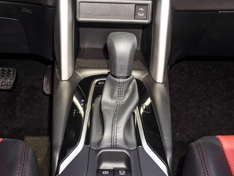 Toyota Frontlander Model 2025 4-cylinders Engine FWD