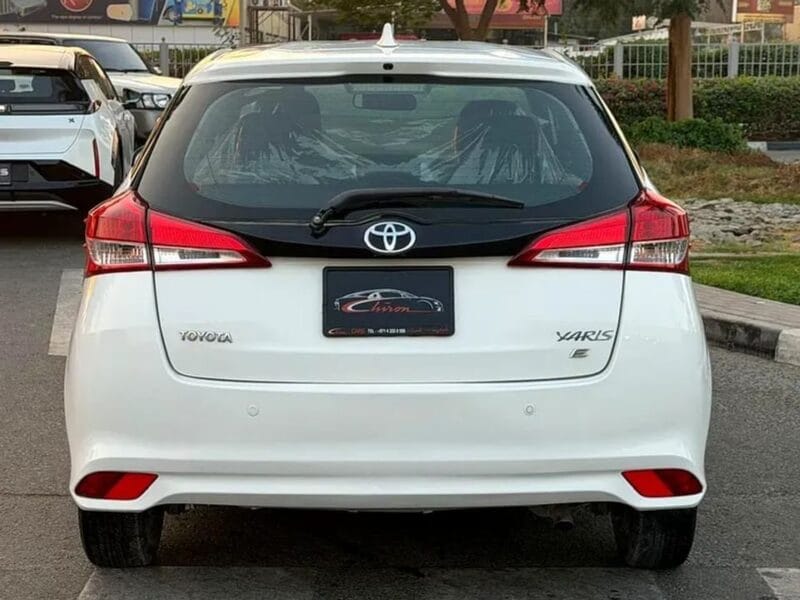 Toyota Yaris E 1.5L (105 HP) TOYOTA YARIS E IN PERFECT CONDITION