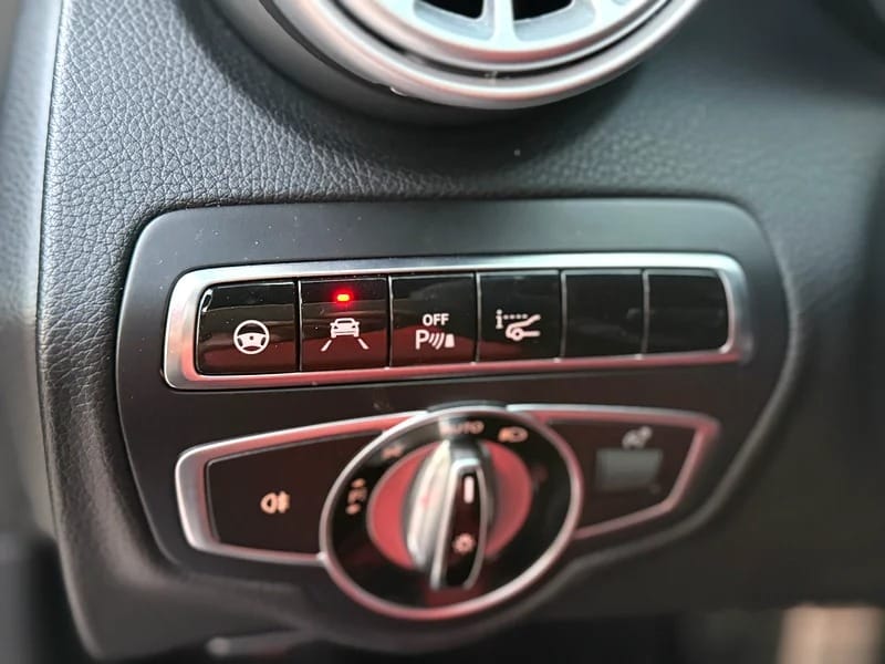 2016 Mercedes-Benz C-Class AMG C63S 8-cylinders