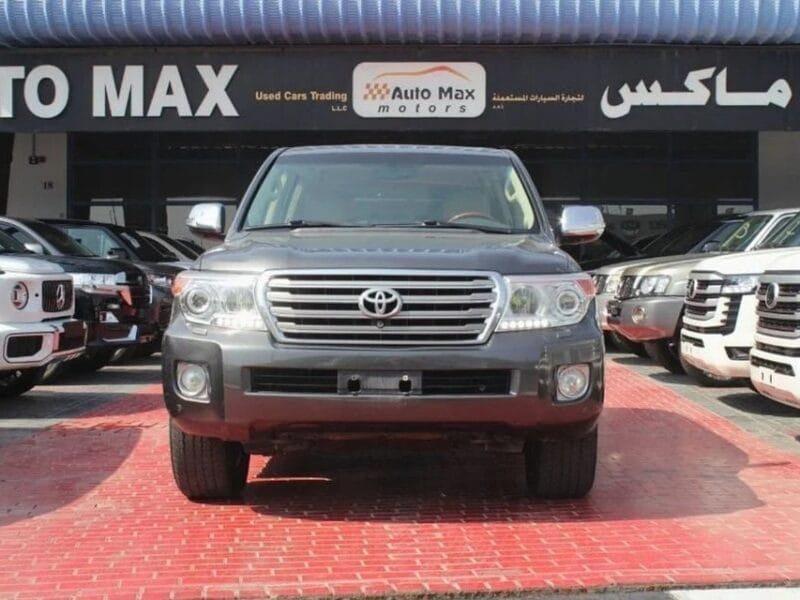 2012 Toyota Land Cruiser VXR 5.7L 4WD