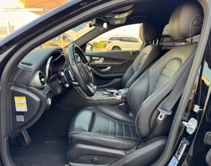 2016 MERCEDES-BENZ C 43 AMG V6 NEAT AND CLEAN CAR