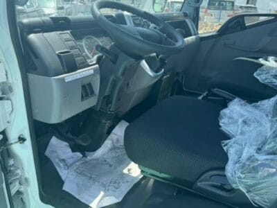 New 2025 Mitsubishi Canter Van Diesel Manual RWD