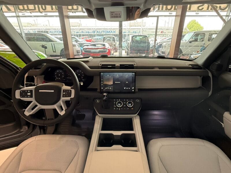 2025 Land Rover Defender P400 110 HSE 3.0L V6 Turbocharged Engine
