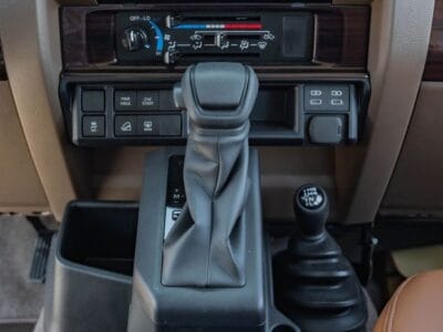 2025 Toyota Land Cruiser LC 76 2.8L AT Diesel (Gray)