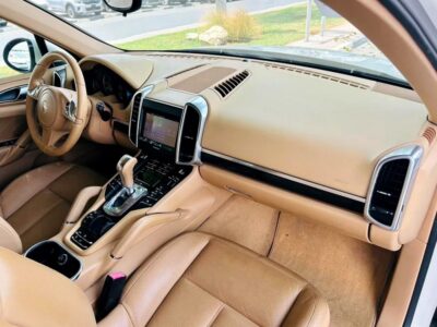 2011 Porsche Cayenne S 8 Cylinder Engine CLEAN TITLE White Beige