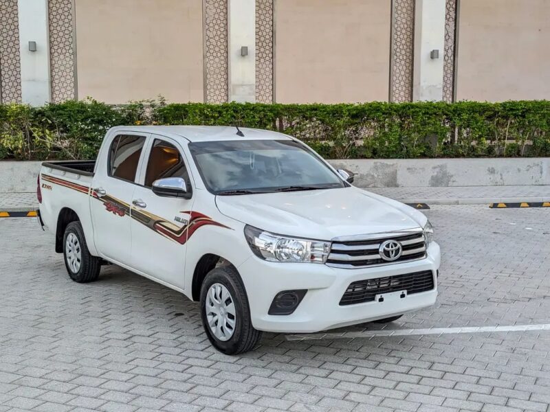 2020 Toyota Hilux Double Cab 2.7L Premium Condition White Grey