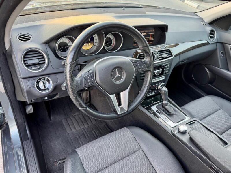 2012 Mercedes-Benz C 350 3.5-liter V6 Engine Grey Black