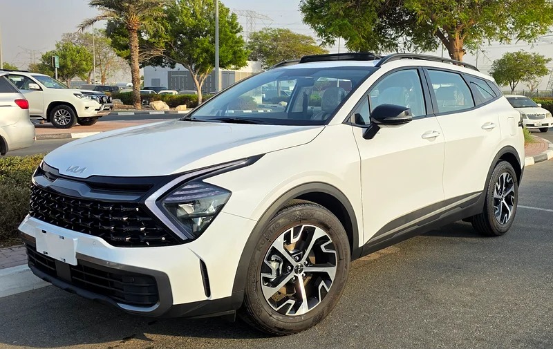 2024 Kia Sportage Other 4 Cylinder Engine White Beige