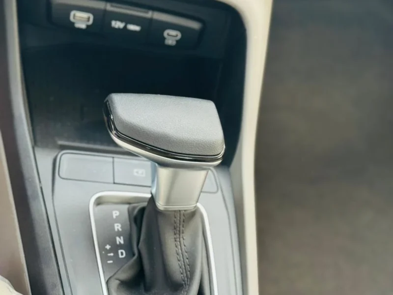 Hyundai Accent HYUNDAI ACCENT 1.5L 4 Cylinders Engine Petrol 2026 White