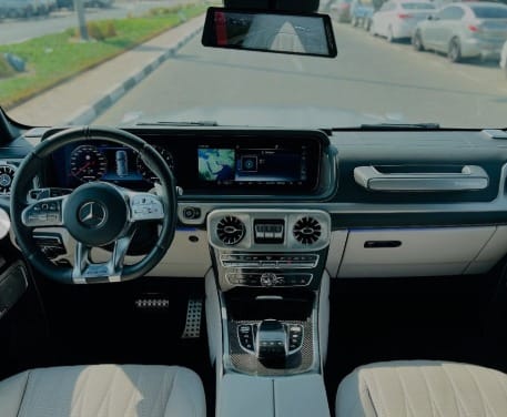 2021 MERCEDES BENZ G63 Black White Full Option