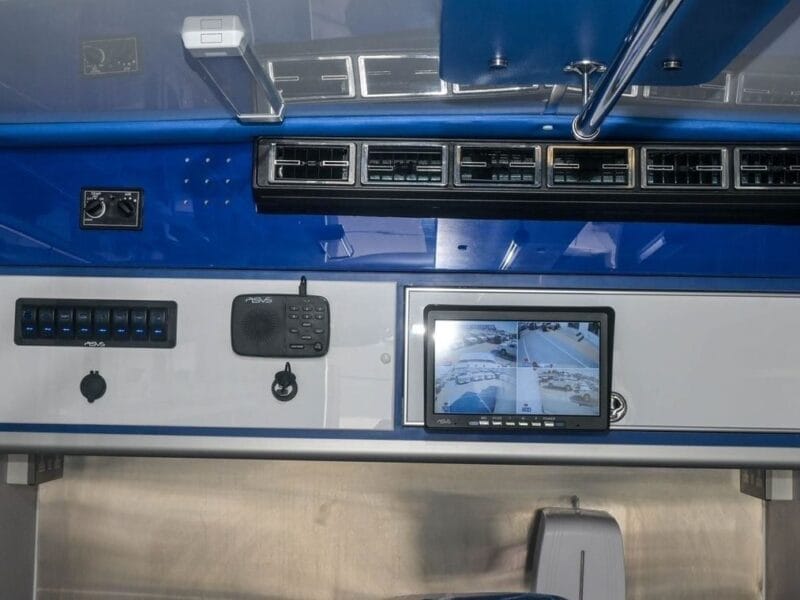 2024 Ford F550 XL Super Duty 6.7L V8 Turbo, 330 HP