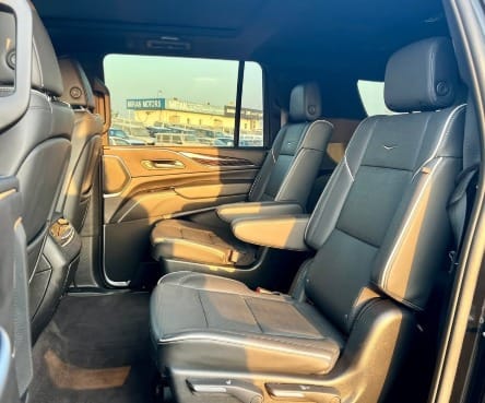 2023 CADILLAC ESCALADE ESV FULL OPTION CHASSIS GUARANTEE Black