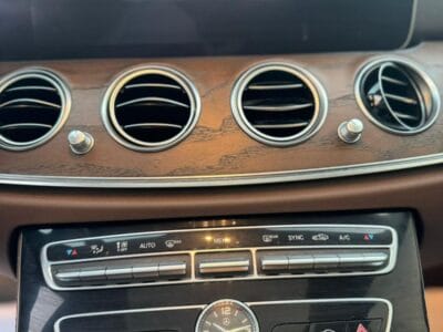 Mercedes-Benz E300 MERCEDES AMG E300 KIT 63 2019