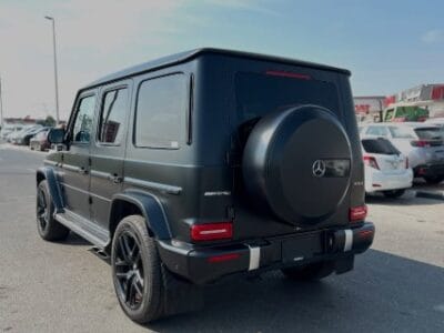 2021 MERCEDES BENZ G63 Black White Full Option