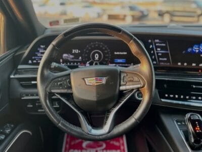 2023 CADILLAC ESCALADE ESV FULL OPTION CHASSIS GUARANTEE Black