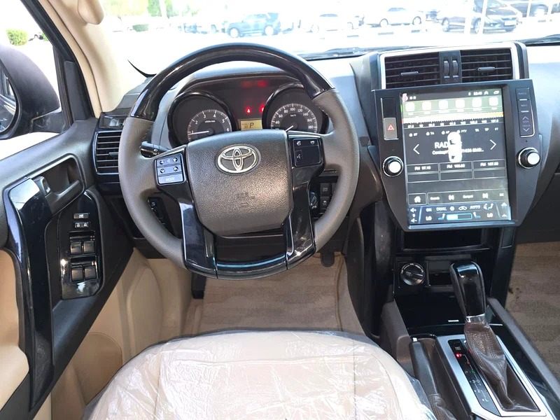 2014 Toyota Prado TXL SUV 4 Cylinder Engine Black Beige GCC