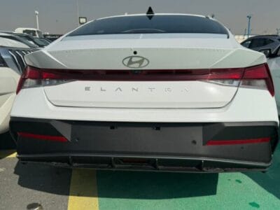 New 2025 Hyundai Elantra Automatic FWD