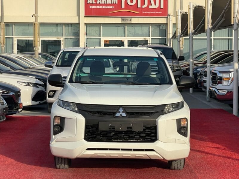 2021 Mitsubishi L200, 4x2, Single Cab White GCC Manual