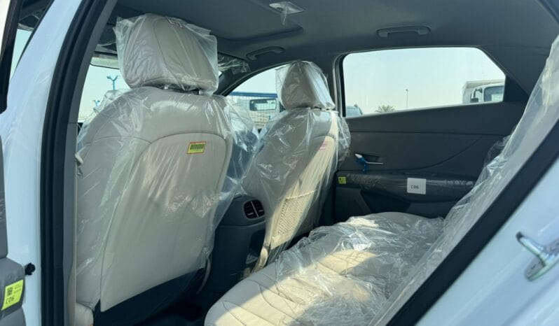 New 2025 Hyundai Elantra Automatic FWD