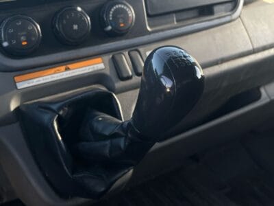 2019 White Mitsubishi Canter, 18 FT, Water Shutter Manual