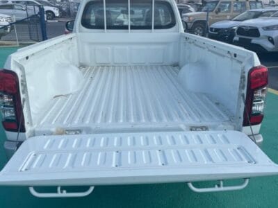 New 2024 Mitsubishi L200 White Manual