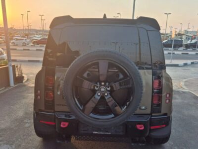 2021 Land Rover Defender P400 110 SE 3.0L (5 Seater)