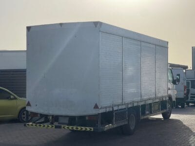 2019 Mitsubishi Canter, 18 FT, Water Shutter White Diesel Manual