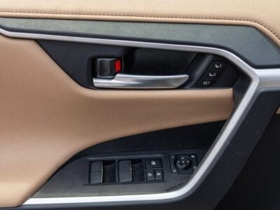 2025 Toyota Rav 4 Limited 2.5L AWD AT Hybrid (Green-Tan)