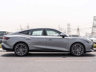 2025 MG 7 Sport Kit 1.5L Turbo AT Petrol (Gray-Green)