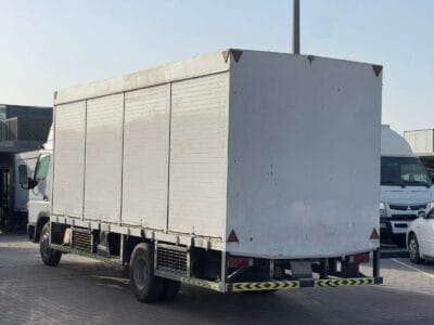 2019 Mitsubishi Canter, 18 FT, Water Shutter White Diesel Manual