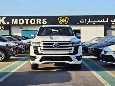 2025 Toyota Land Cruiser VXR 3.5L White PETROL Radar HUD