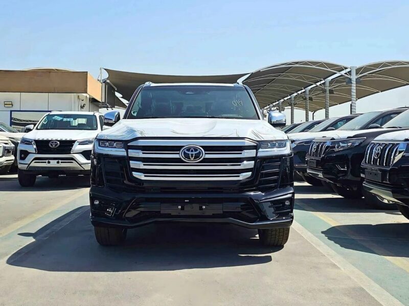 2025 Toyota Land Cruiser VXR 3.5L PETROL Aero Body Kit Black