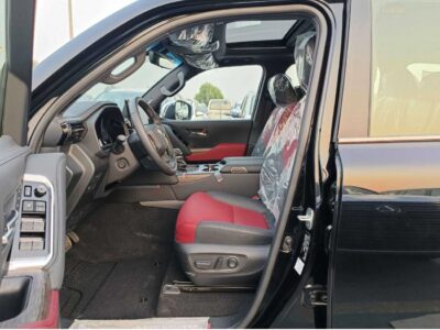 2025 Toyota Land Cruiser 3.L VXR TWIN TURBO Black Full Option