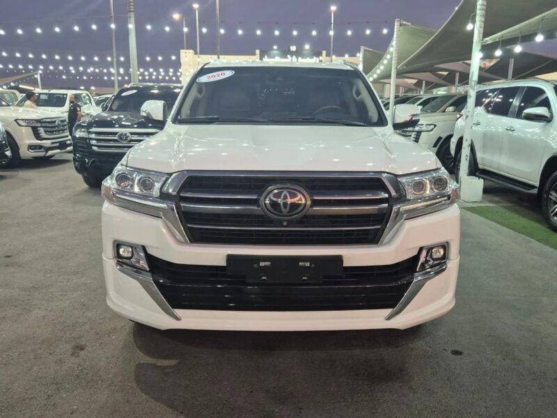 Toyota Land Cruiser VXR 5.7L 4WD GRAND TOURING 2020