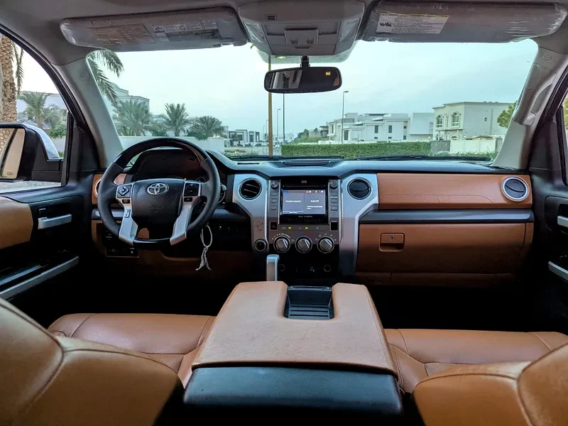 2015 Toyota Tundra Crewmax Limited 8 Cylinders Engine Grey Brown