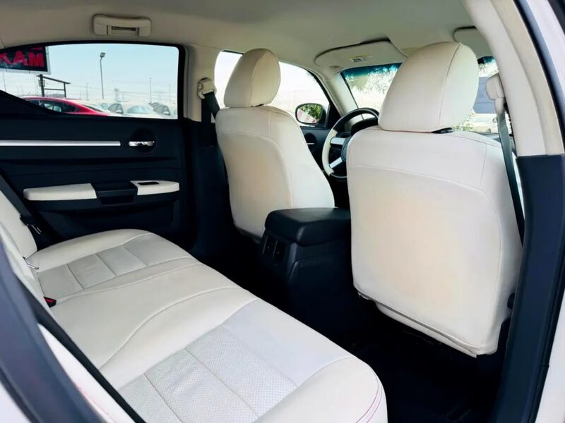 2010 Dodge Charger Other 6 Cylinder Engine Neat & Clean Car White Beige