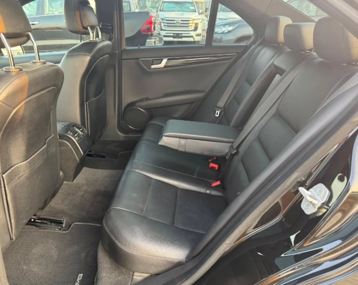 2012 MERCEDES BENZ C350 V6 AUCTION GRADE 4/B Black