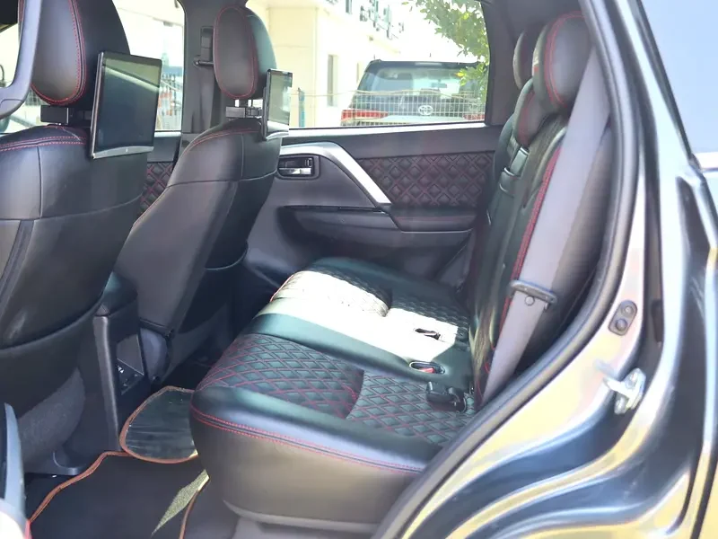 2022 Mitsubishi Montero Sport GLS 2WD 6 Cylinder Engine Grey Black