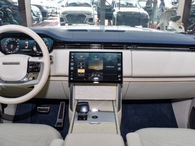 Land Rover Range Rover SV Bespoke Sadaf Edition 1 of 20