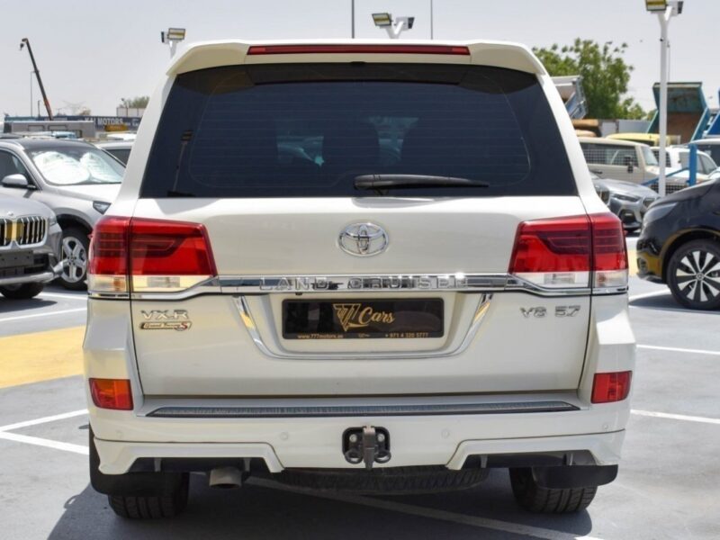 Toyota Land Cruiser VXR Grand Touring S 2020 Four-Wheel Drive