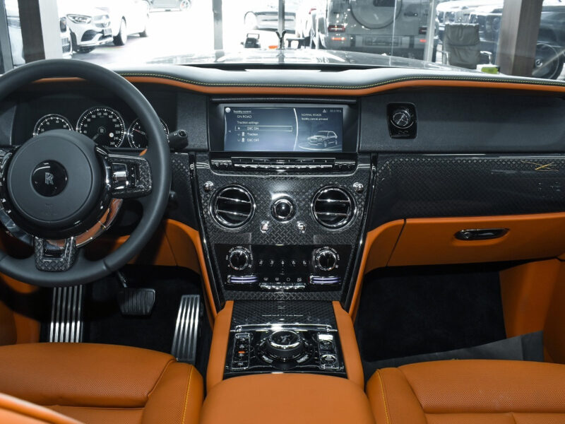 2023 Rolls Royce Cullinan Black Badge 6.75L Twin-Turbo V12 (2023 Tuning)