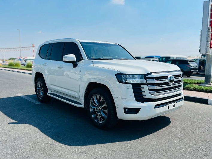 2022 TOYOTA LAND CRUISER White CHASSIS GUARANTEE